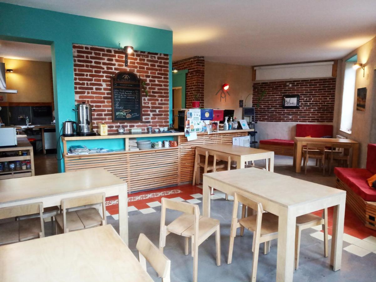 La Maison Rouge - Backpacker Hostel Saint-Etienne  Eksteriør billede